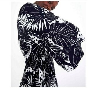 FARM RIO Mini Wrap Dress black white jaguar tropical